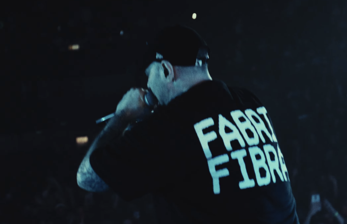 Vivo: nelle radio, accompagnato da un video, un nuovo estratto dall'ultimo album di Fabri Fibra