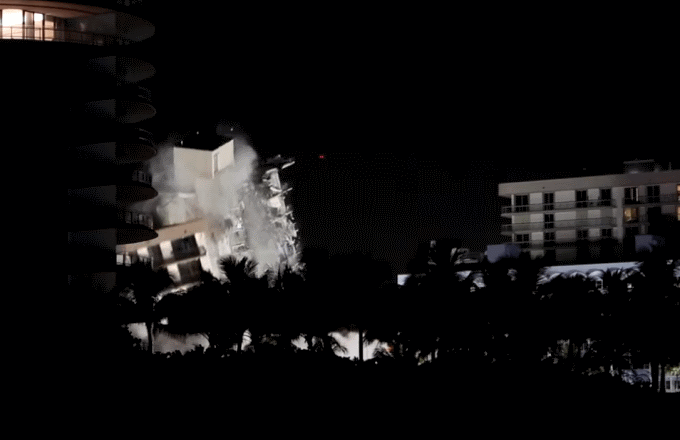 Miami: interamente demolito l'edificio di 12 piani crollato nei giorni scorsi