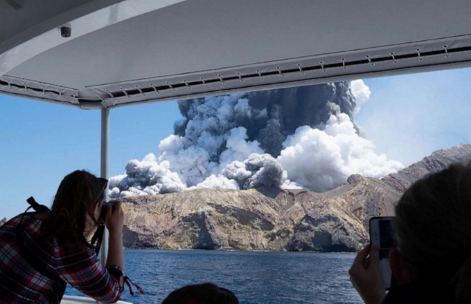 Nuova Zelanda: l’eruzione del vulcano Waakari